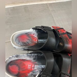 Birkenstocks, Arizona